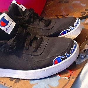 Mens champion sneakers 11.5